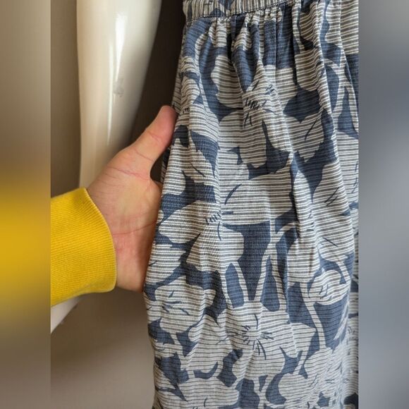 Gap Blue Floral Sleeveless Dress – Size 4 – Cotton Button Front with Waist Tie - Picture 6 of 11